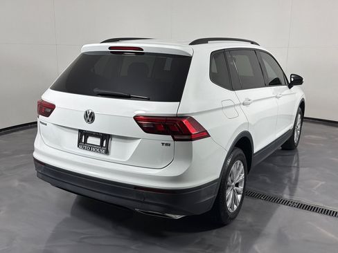 Used 2018 Volkswagen Tiguan S FWD image 5