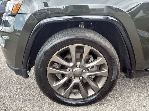 Used 2017 Jeep Grand Cherokee Limited 75th Anniversary AWD/4WD image 30