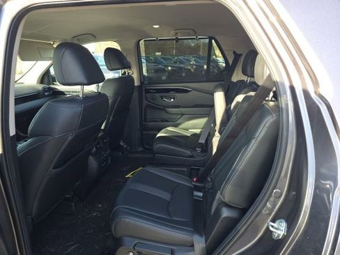 Used 2024 Honda Pilot EX-L image 13