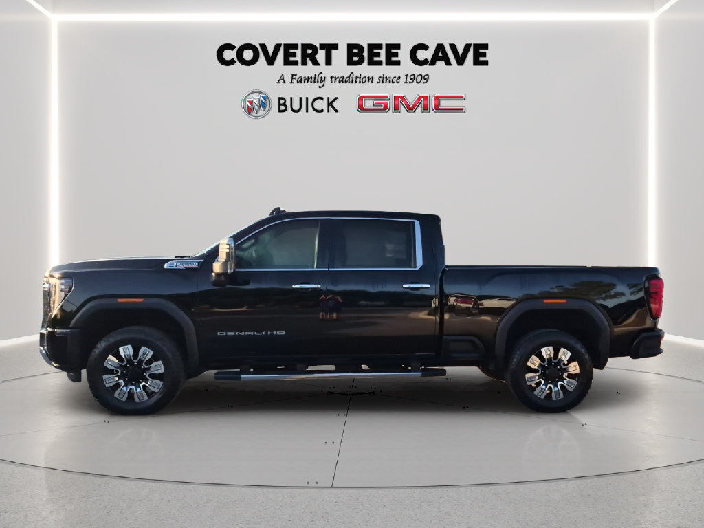 Used 2024 GMC Sierra 2500 Denali w/ Technology Package AWD/4WD image 4