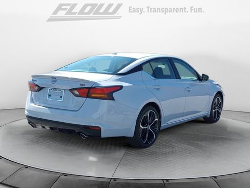 New 2025 Nissan Altima 2.5 SR w/ SR Premium Package image 7