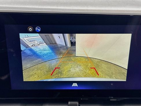 Used 2025 Chevrolet Equinox RS AWD/4WD image 15