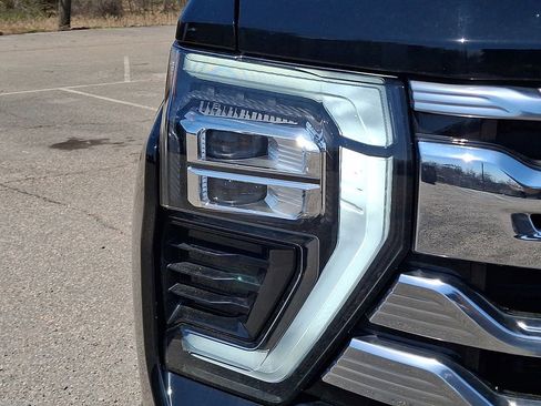 Used 2024 Chevrolet Silverado 3500 High Country w/ High Country Premium Package AWD/4WD image 12