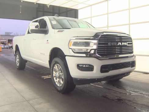 Used 2024 RAM 2500 Laramie w/ Safety Group AWD/4WD image 2