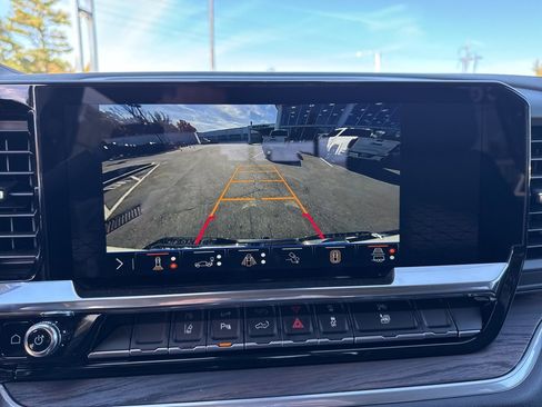 New 2026 GMC Sierra 2500 SLT w/ SLT Premium Package image 19