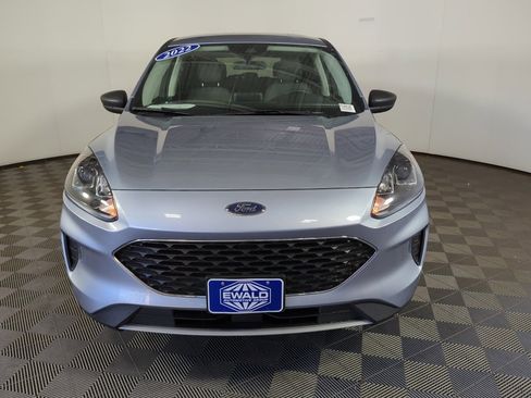 Used 2022 Ford Escape SE image 9