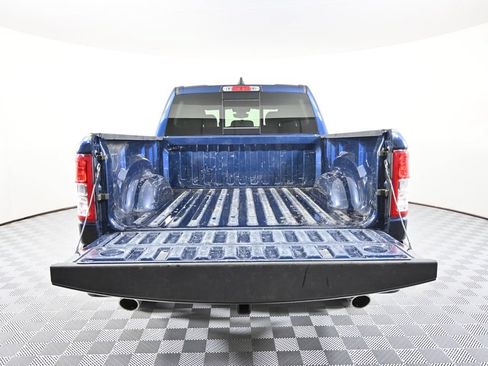 Used 2022 RAM 1500 Big Horn AWD/4WD image 8