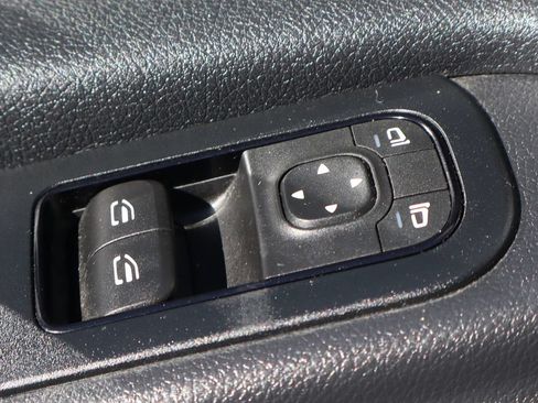 Used 2020 Mercedes-Benz Sprinter 3500 image 23
