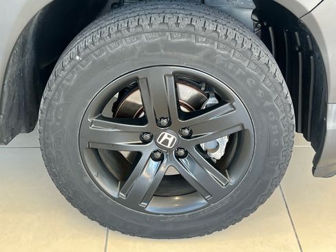 Used 2022 Honda Ridgeline Black Edition image 3