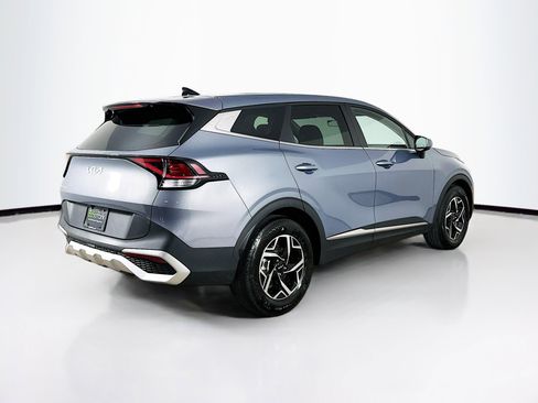 Used 2025 Kia Sportage LX FWD image 9
