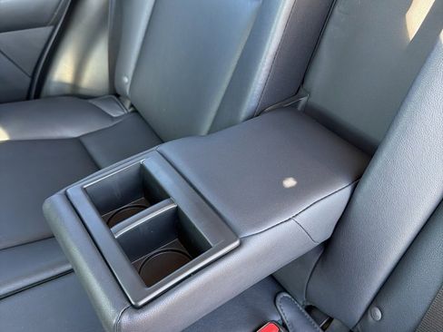 Used 2018 Toyota RAV4 Limited image 33