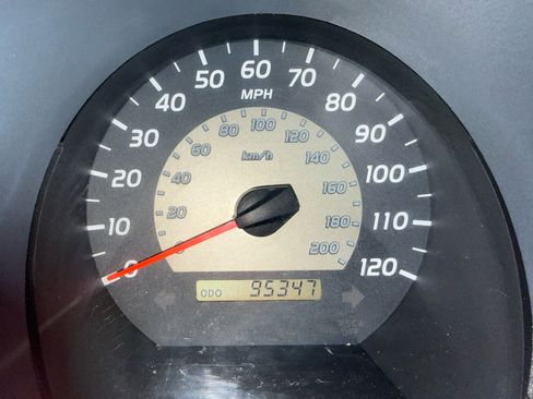 Used 2010 Toyota Tacoma 4x4 Access Cab V6 image 37