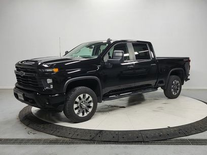 Used 2024 Chevrolet Silverado 2500 Custom w/ Custom Value Package