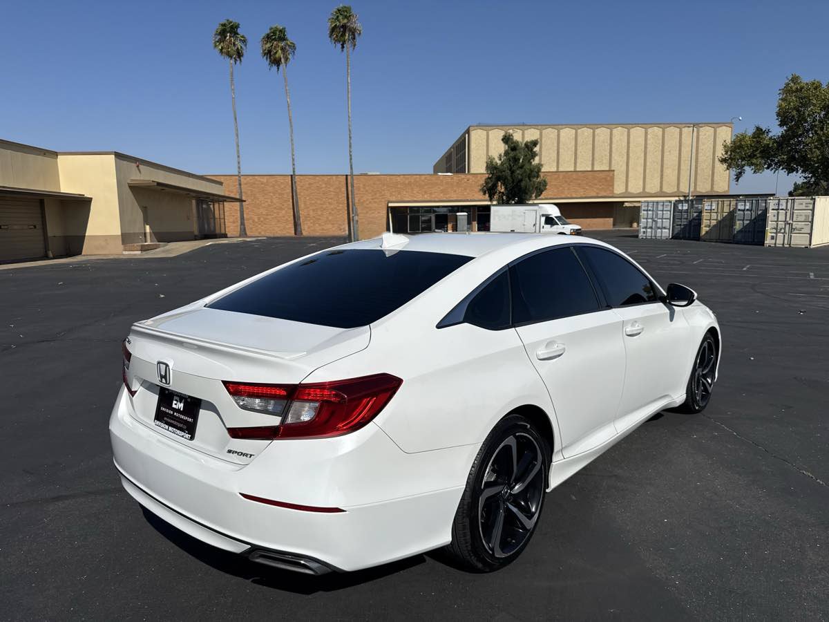 Used 2018 Honda Accord Sport image 7