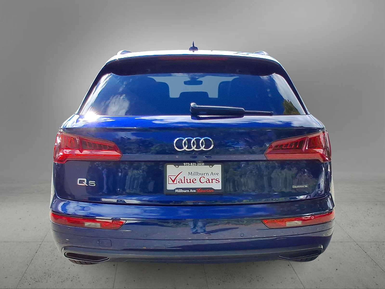 Used 2020 Audi Q5 2.0T Premium w/ Titanium Sport Package AWD/4WD image 7