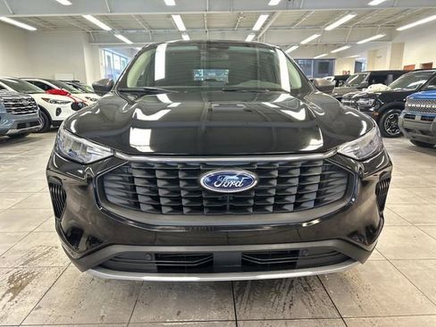 Used 2023 Ford Escape Active AWD/4WD image 18