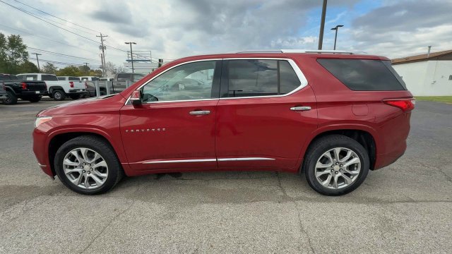 Used 2018 Chevrolet Traverse Premier w/ Driver Confidence II Package FWD image 5