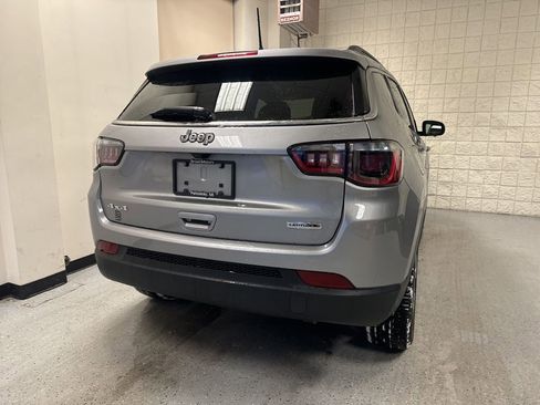 Used 2022 Jeep Compass Latitude image 45