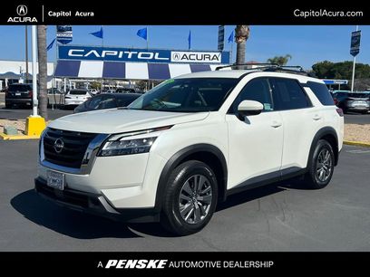 Used 2022 Nissan Pathfinder SV