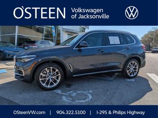 Used 2021 BMW X5 xDrive40i w/ Premium Package video 1