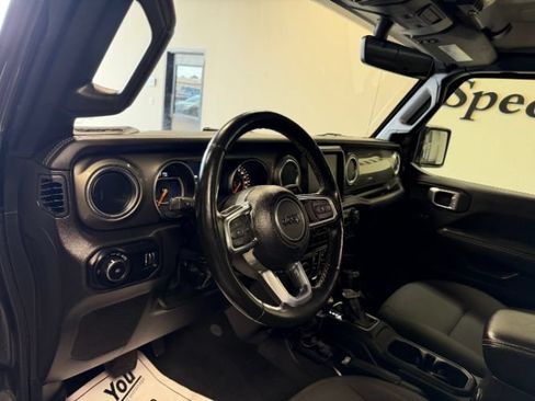 Used 2023 Jeep Wrangler Unlimited Sahara w/ Cold Weather Group AWD/4WD image 12