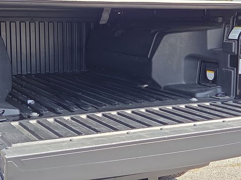 Used 2023 Toyota Tacoma 4x4 Double Cab w/ Trail Edition image 9