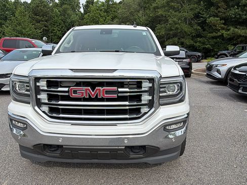 Used 2017 GMC Sierra 1500 SLT AWD/4WD image 3
