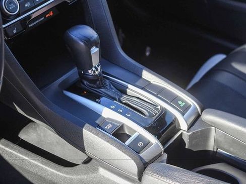 Used 2018 Honda Civic EX-L image 26