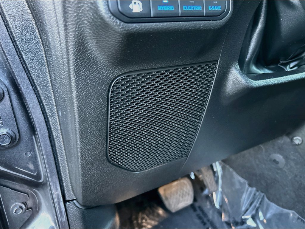 Used 2022 Jeep Wrangler Unlimited Rubicon 4xe AWD/4WD image 19