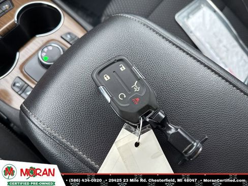 Used 2020 GMC Acadia SLE w/ Driver Convenience Package image 31