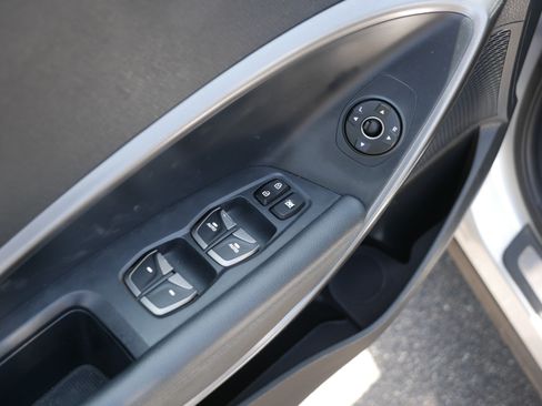 Used 2018 Hyundai Santa Fe Sport AWD/4WD image 19