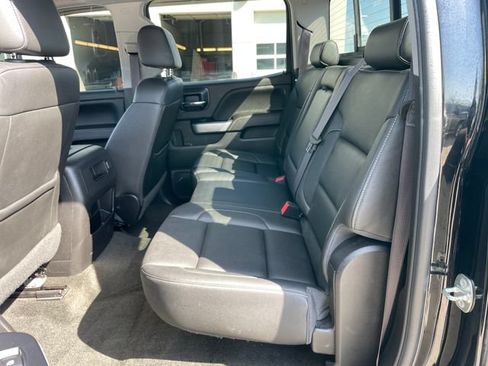 Used 2017 Chevrolet Silverado 1500 LTZ Z71 w/ LTZ Plus Package AWD/4WD image 28