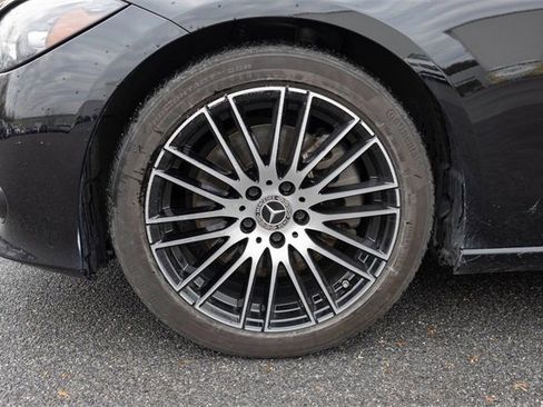 Used 2023 Mercedes-Benz C 300 4MATIC Sedan image 5