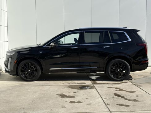 Certified 2024 Cadillac XT6 Luxury image 4