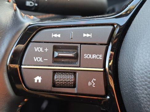 Certified 2025 Honda HR-V Sport image 32