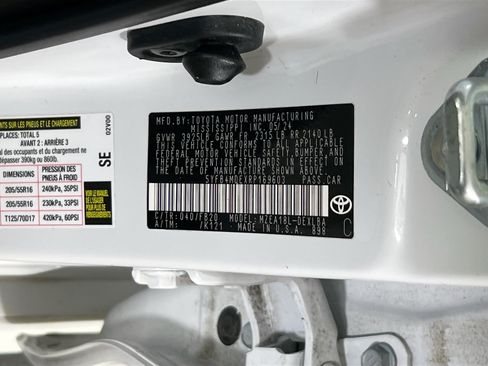 Used 2024 Toyota Corolla LE FWD image 29