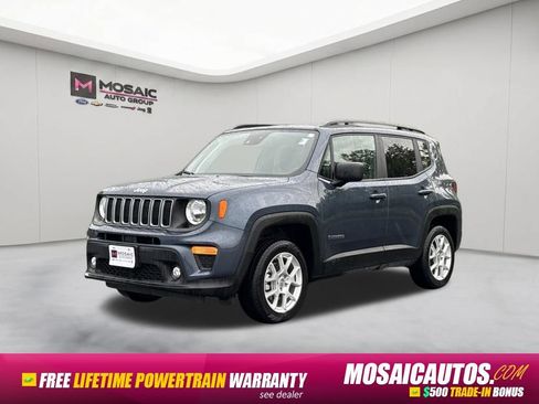Used 2023 Jeep Renegade Latitude w/ Premium Group AWD/4WD image 3