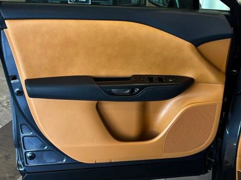 Used 2024 Lexus RZ 300e Premium image 28