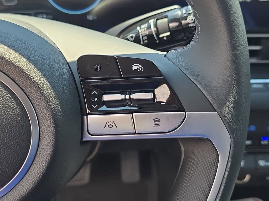 New 2026 Hyundai Elantra Limited FWD image 26