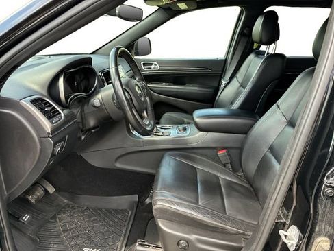 Used 2019 Jeep Grand Cherokee Limited AWD/4WD image 11