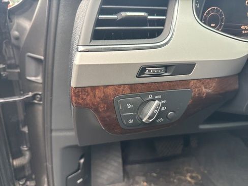 Used 2019 Audi Q7 2.0T Premium Plus w/ Premium Plus Package image 16