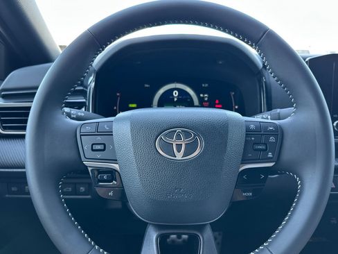 Certified 2025 Toyota Camry SE w/ Convenience Package FWD image 22