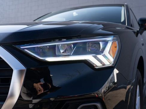 Certified 2025 Audi Q3 2.0T Premium Plus w/ Premium Plus Package image 11