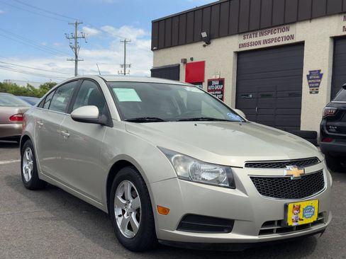 Used 2013 Chevrolet Cruze LT FWD image 8