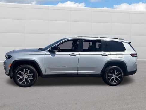 Used 2025 Jeep Grand Cherokee L Limited AWD/4WD image 2