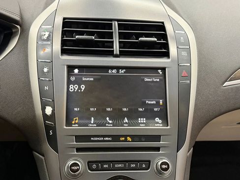 Used 2017 Lincoln MKZ Select w/ Select Plus Package FWD image 31