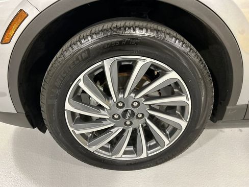 Used 2024 Lincoln Corsair Reserve w/ Equipment Group 201A AWD/4WD image 8