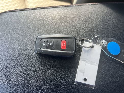 Used 2024 Toyota 4Runner TRD Off-Road image 37