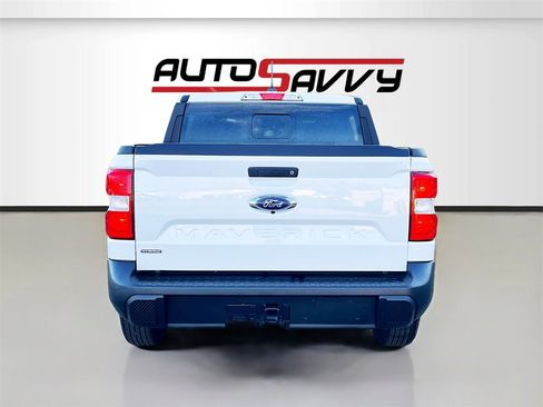 Used 2023 Ford Maverick Lariat image 6