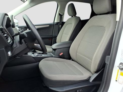 Used 2021 Ford Escape SE image 14